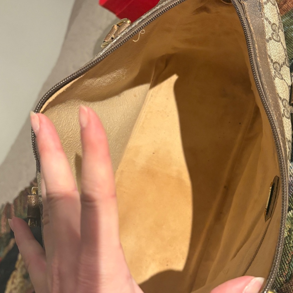 Vintage Gucci Boston Bag w/ Gift - Picture 4 of 16